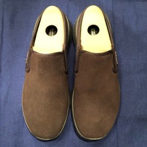 Skechers slip ons comfort athletics women’s sz 7